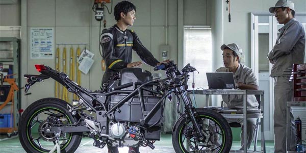 Kawasaki va proposer 3 motos électriques en 2022
