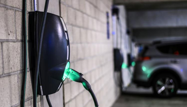 borne recharge voiture electrique cave garage
