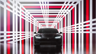 WF Tesla Model S noire couloir Plaid